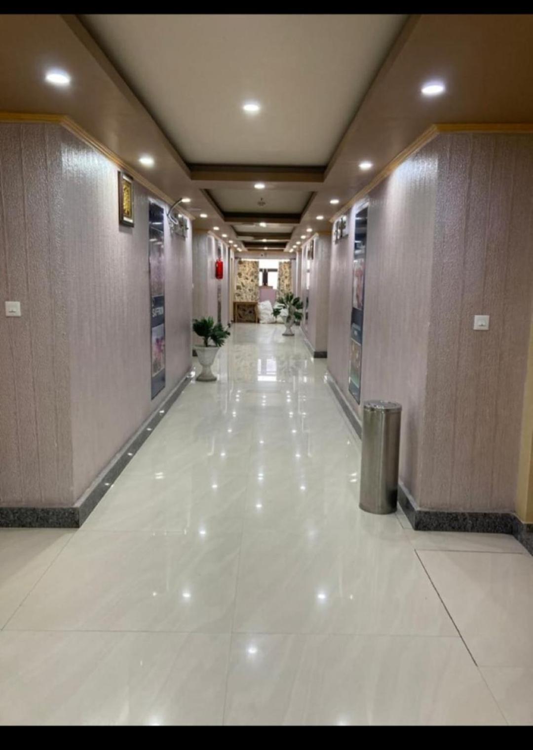 Hotel Shefaf Durgjan Exterior foto